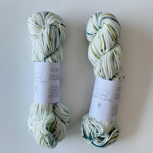 Universal Yarn, Cotton Supreme Speckles // Green Bean (1006)