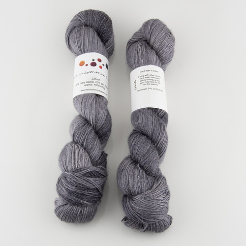 The Uncommon Thread, Linum // Smog at The Loopy Ewe The Uncommon Thread, Linum // Smog at The Loopy Ewe