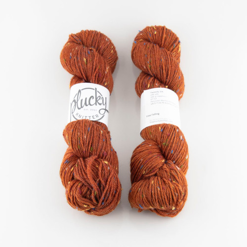 The Plucky Knitter, Tweedy DK // Free Falling at The Loopy Ewe The Plucky Knitter, Tweedy DK // Free Falling at The Loopy Ewe