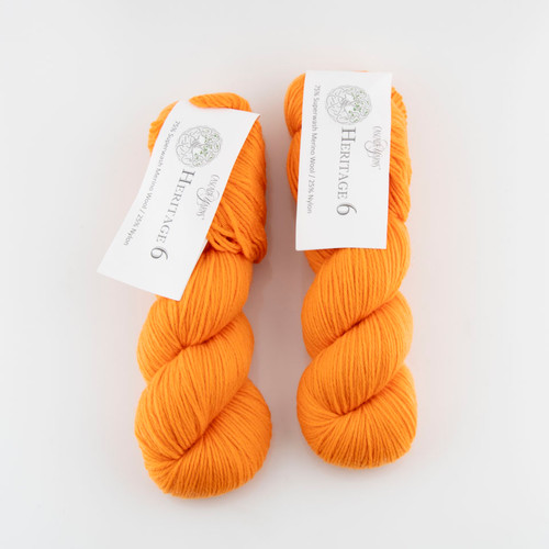 Cascade, Heritage 6 // 5797 Tangelo at The Loopy Ewe