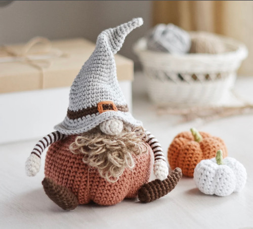 The Loopy Ewe, 2025 Classes // Saturday Crochet Club at The Loopy Ewe