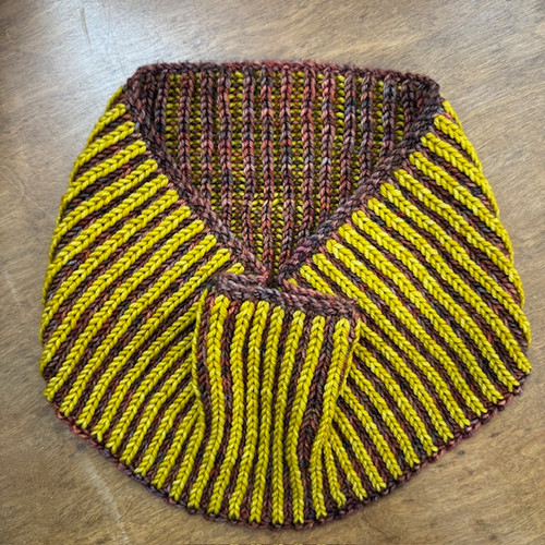 The Loopy Ewe, 2025 Classes // Learn to Brioche Cowl at The Loopy Ewe