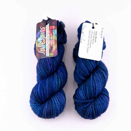 JulieSpins, Bulky Merino // Midnight at The Loopy Ewe