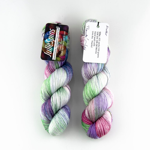 Julie Spins, Silky 435 // Flutter at The Loopy Ewe