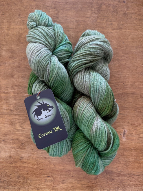 Yarn Dragon, Cottage DK // Winespring Inn