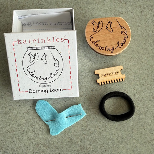 Katrinkles // Darning Loom