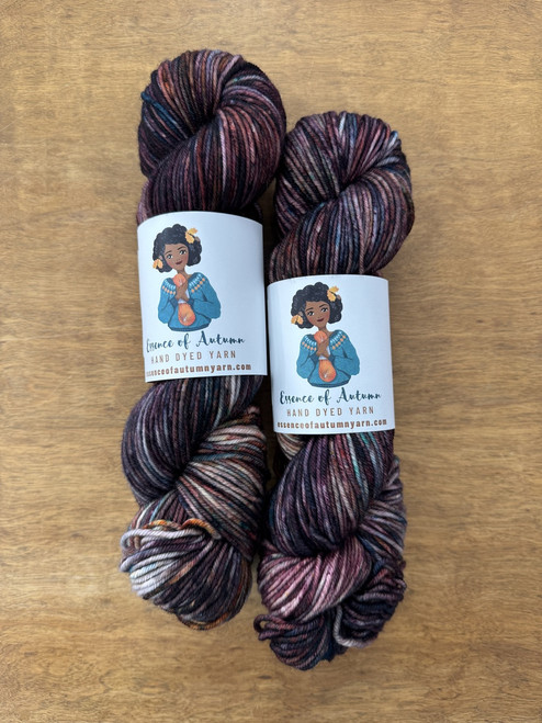 Essence of Autumn, Prairie Worsted // African Violet