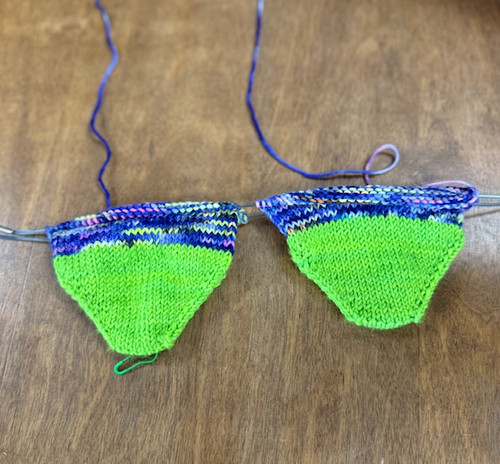 The Loopy Ewe, 2026 Classes // Cuffs & Toes, Two at a Time! at The Loopy Ewe