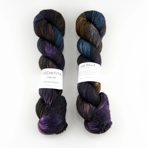Uschitita Fibre Art, Merino Singles // Look Behind at The Loopy Ewe