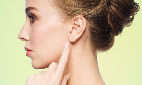 servicio de perforación de oreja