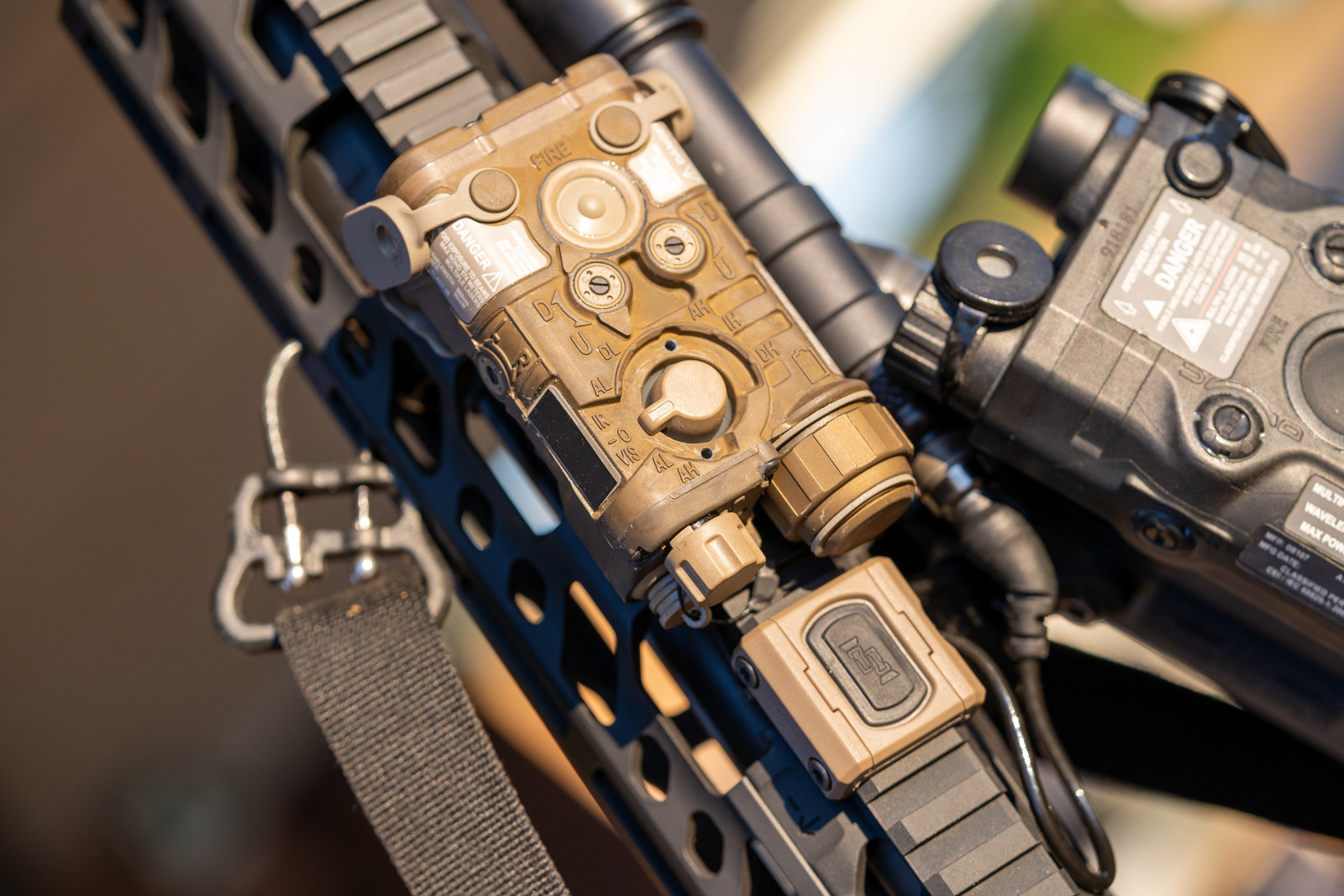 ModButton Lite (Crane Laser Plug) - Arisaka