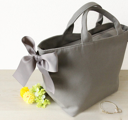 LB06012019A Ribbon Tote Bag