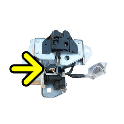 Symptoms of a 1986-91 Camaro or Firebird Pull down Reversing Switch GM 20614880 not working correctly