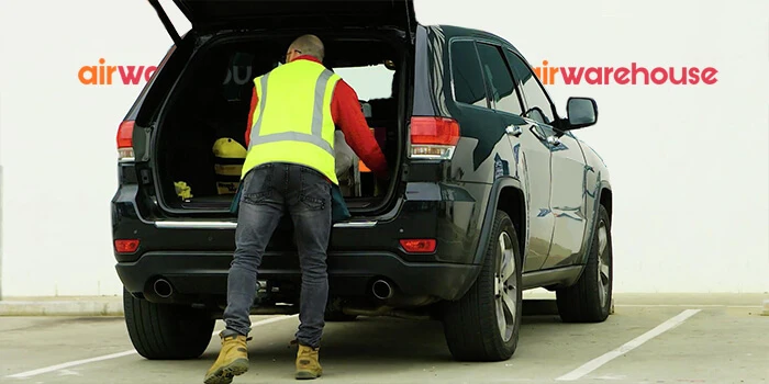 Loading order items from car cargo region