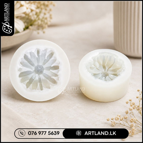 Small Daisy Flower Candle Mold