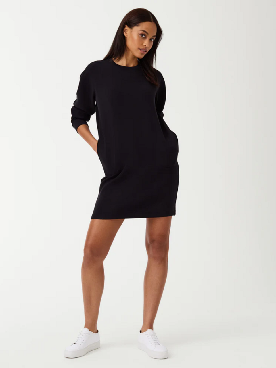 Airessentials Crew Neck Dress - L.A. Green