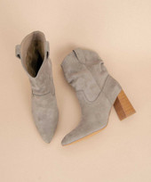 Mavis Western Style Suede Boots