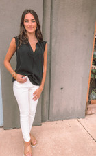 Sleeveless Fray Edge Pullover