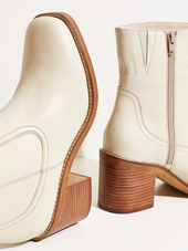 Delicacy Boot