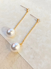 Olivia Pearl Drop Earring