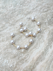 Dottie Pearl Hoops