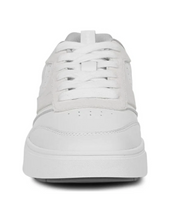 Karmelle Sneaker