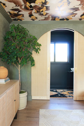 How Sawtooth Crown Moulding Enhances a Space