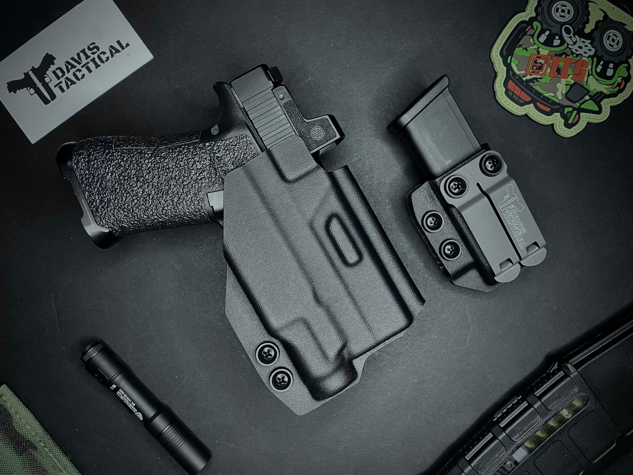 Outside The Waistband - Light Bearing - Davis Tactical