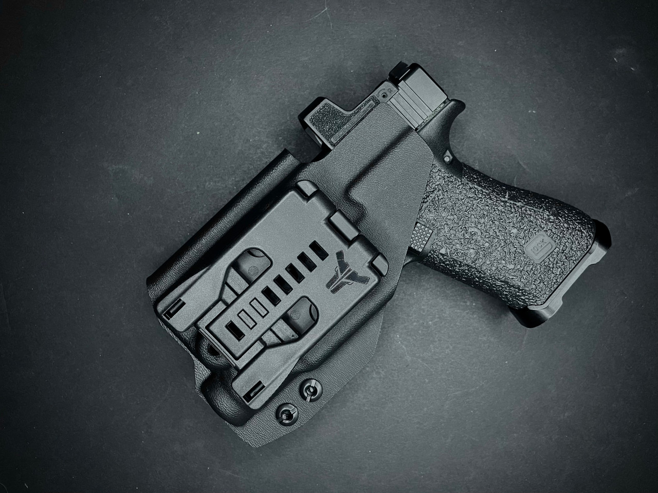 Outside The Waistband - Light Bearing - Davis Tactical