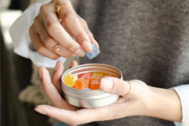 THC Onset Times and Dosing: A Beginner's Guide to Inhaled, Edible, and Beverage Cannabis