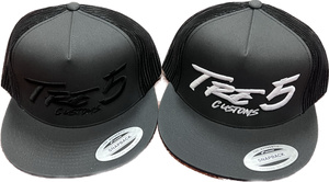 Tre 5 black or white logo on grey/ black snap back