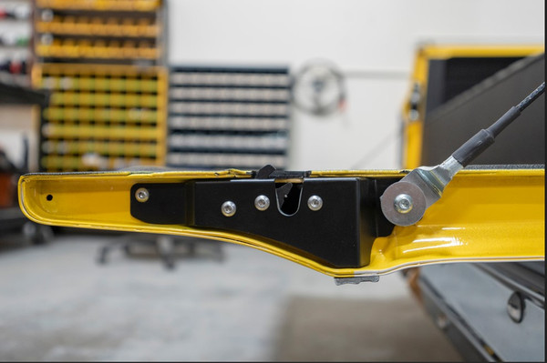 76-87 C10 Tailgate latch kit