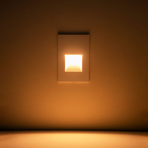 Illux ML-9904 Luminaria Led Costa Line Senda II De Empotrar En Muro 2 W 100-277 V ~ 2 700 K