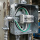 Con-X Paquete 100 Conectores Curvos de Zinc para Tubo Flexible 3/8 Pulgada Conduit Roscado 100-CCTF038x100