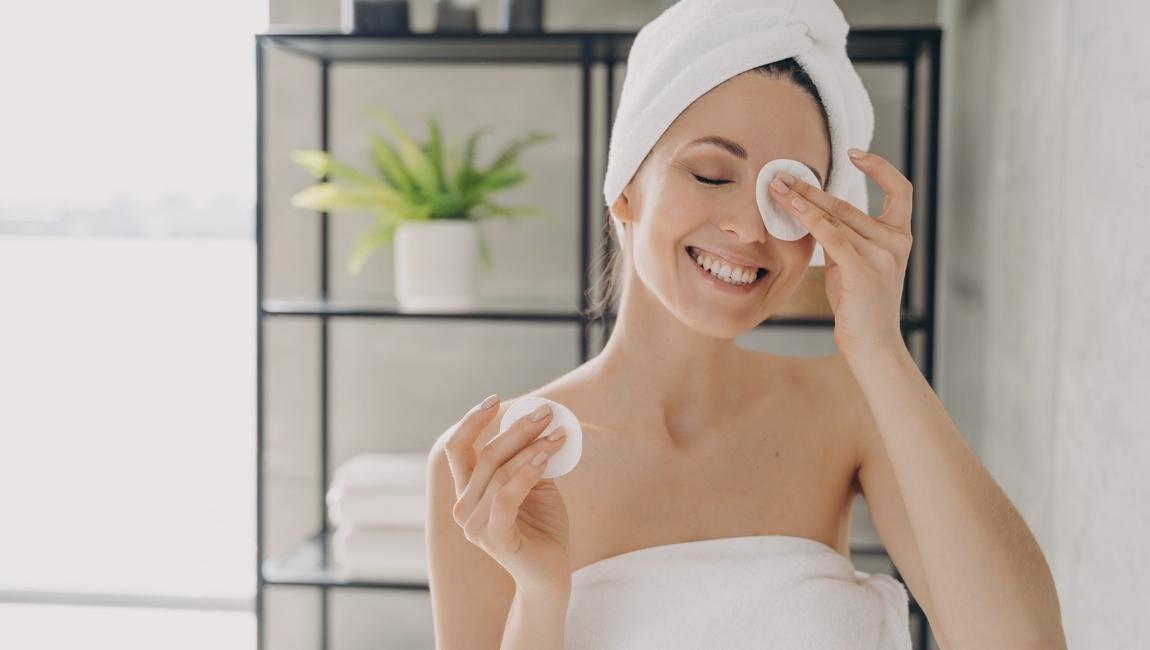 The Best Toners for Your Skin: What Does a Face Toner Do and Which One Should You Choose?