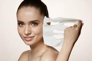 Our Dos & Don’ts on How to Use Sheet Masks