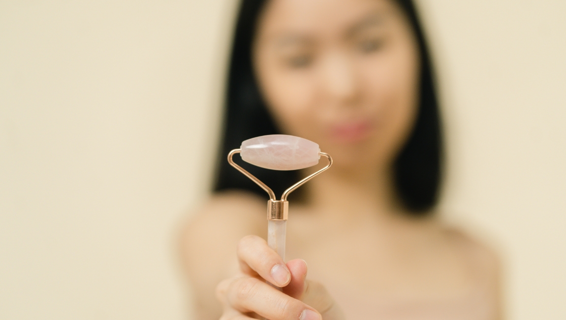 How to Tackle Puffiness During Summer? Korean Skincare Tips for a Fresher-Looking Face