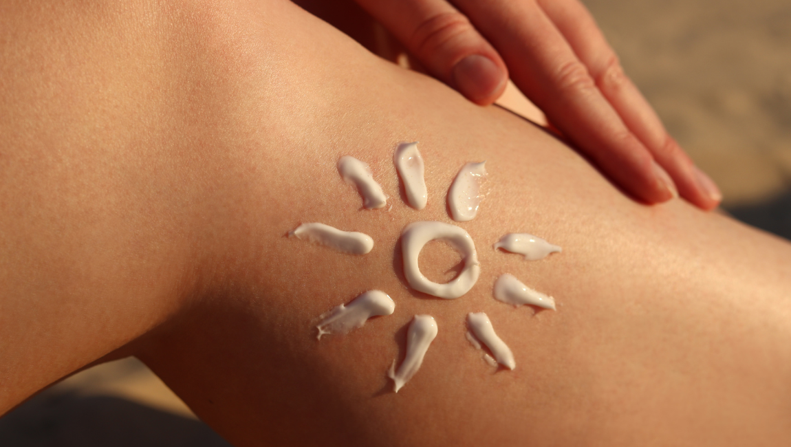 Too Hot for Heavy SPF? How to Choose the Best Lightweight Sunscreen for Summer