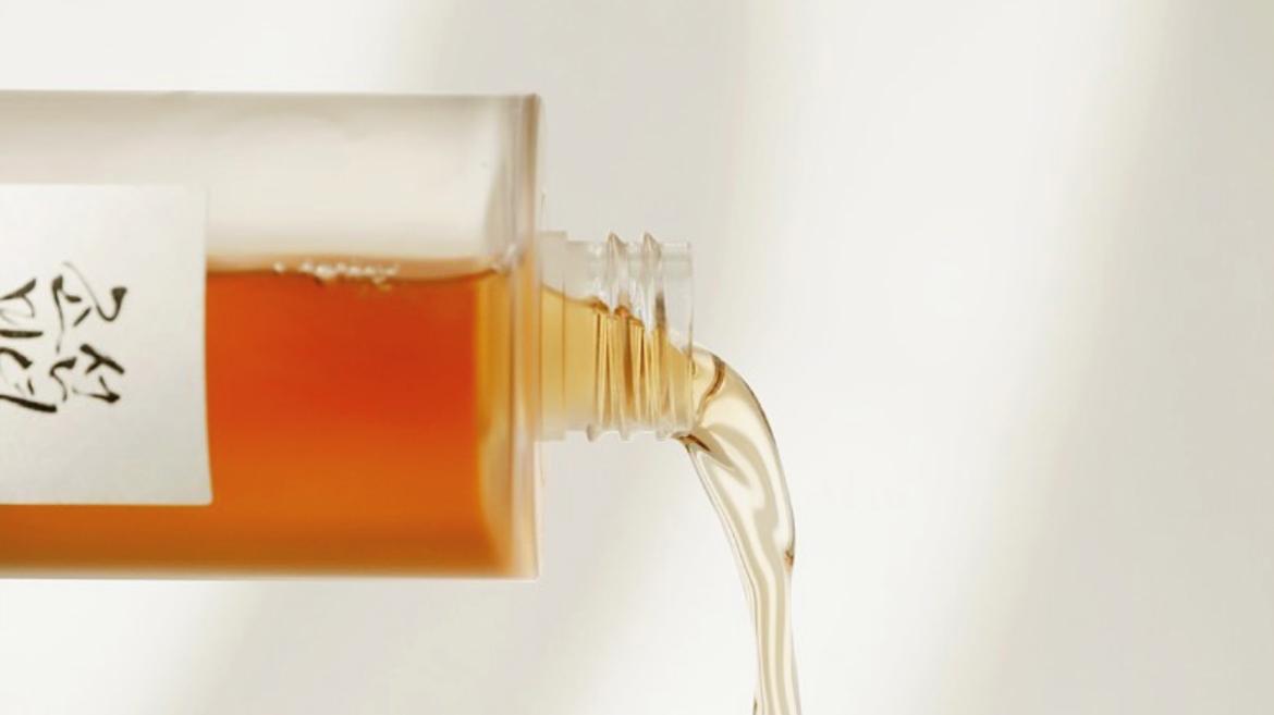 What Is a Skin Essence and Do You Really Need It?