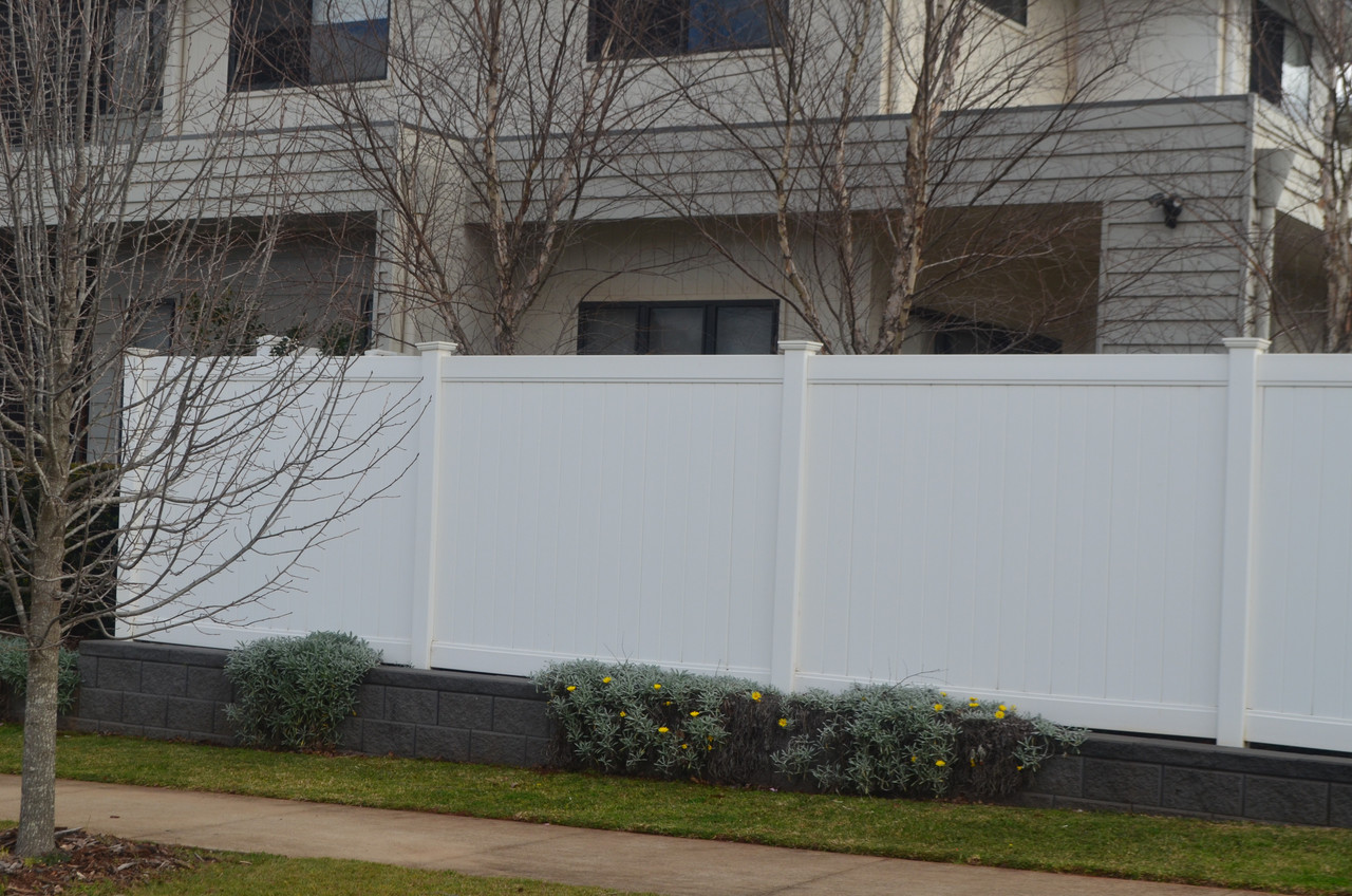 Premium White PVC 1800mm H Full Privacy Fencing