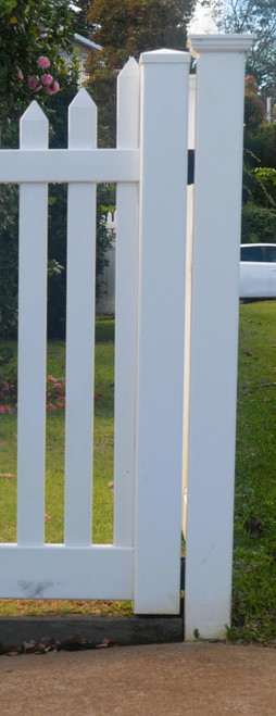 Kirra Gate End Post