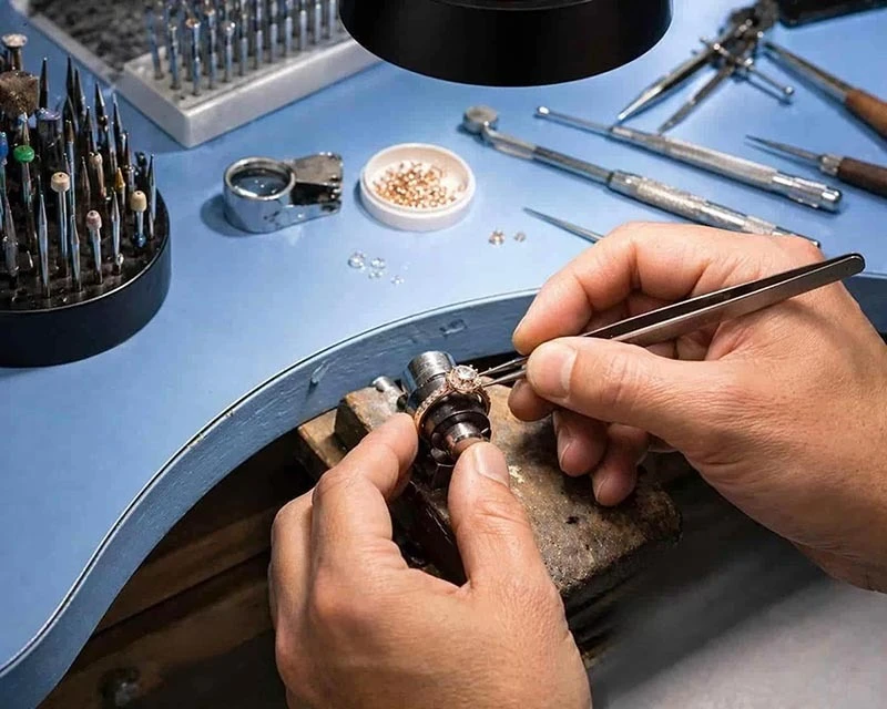 Custom handmade engagement ring by Jewelry by Garo