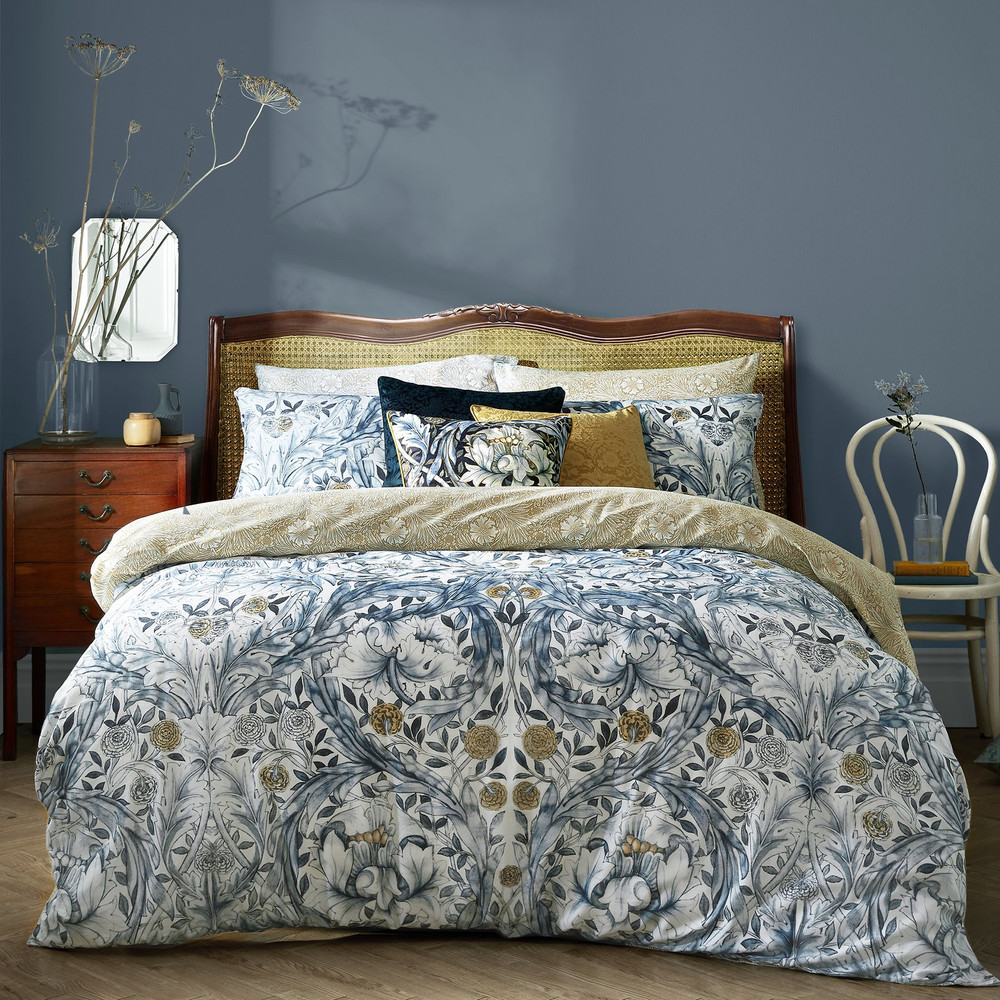 William Morris At Home Mineral Blue Paint - 124302_ROOMSET_MINERAL BLUE_01.jpg