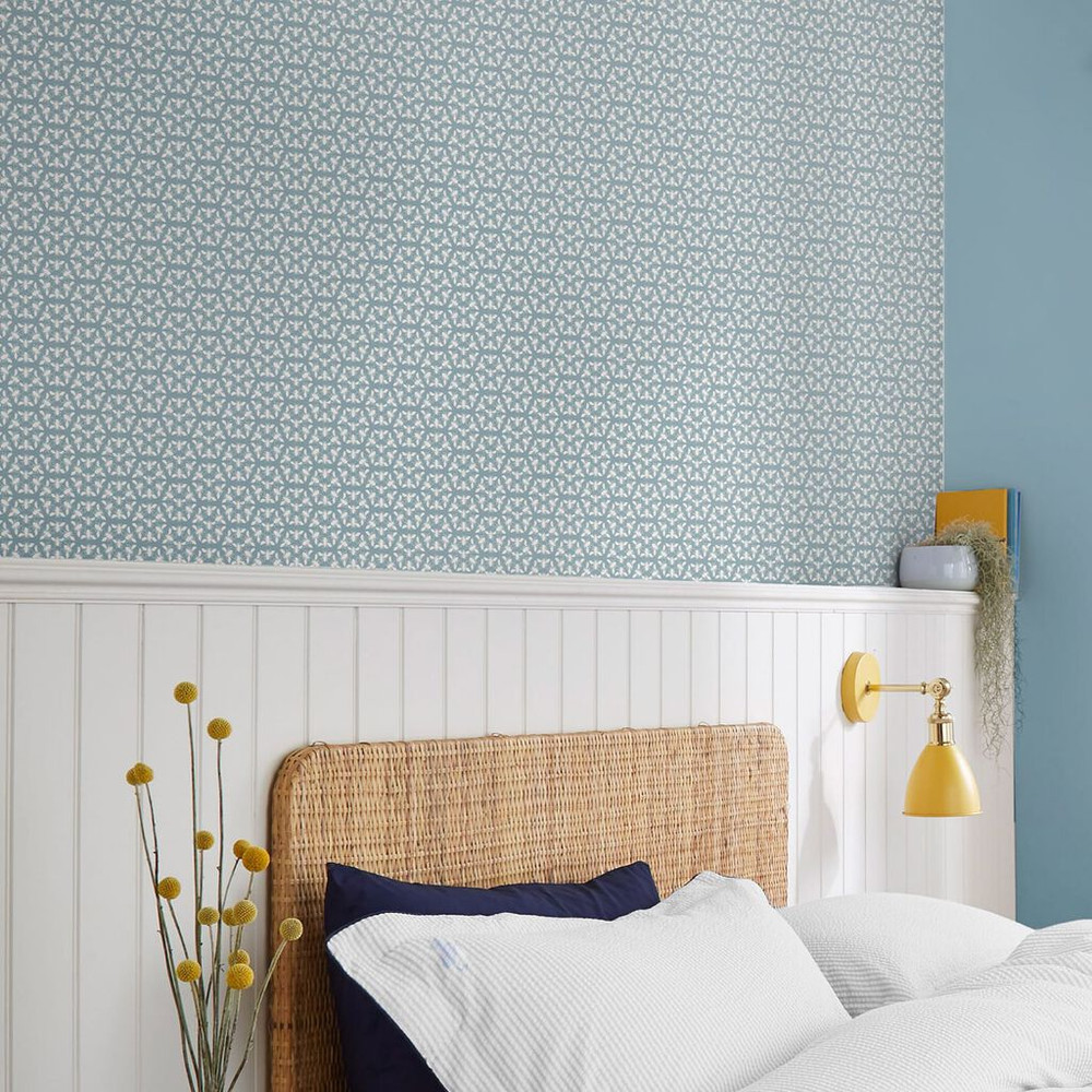 joules honeycomb bee haze blue wallpaper