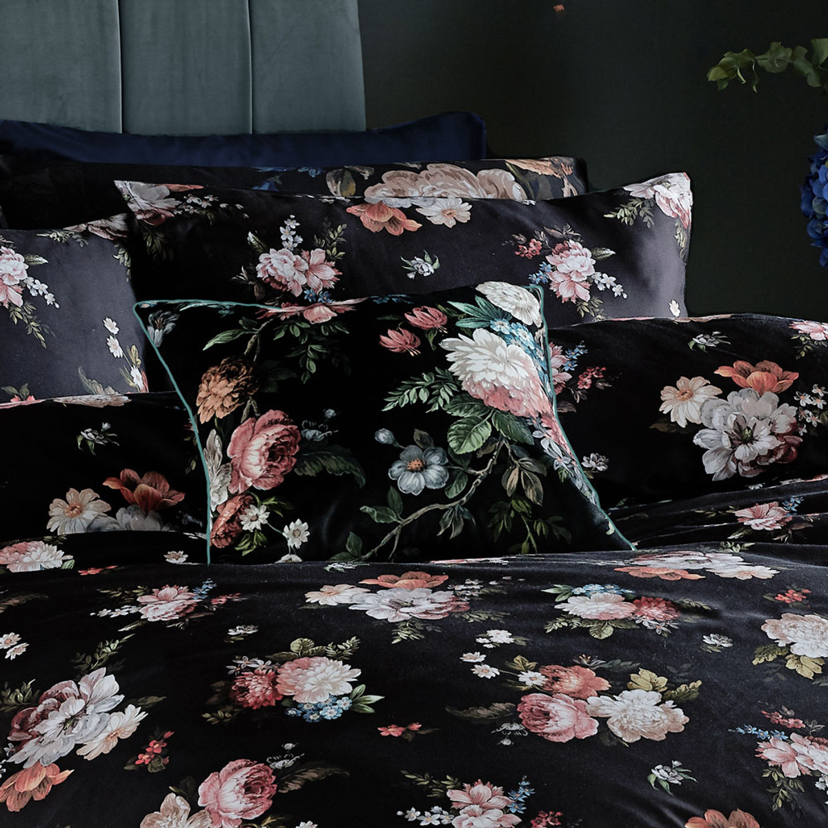 Hague Fleurs Duvet Cover Set