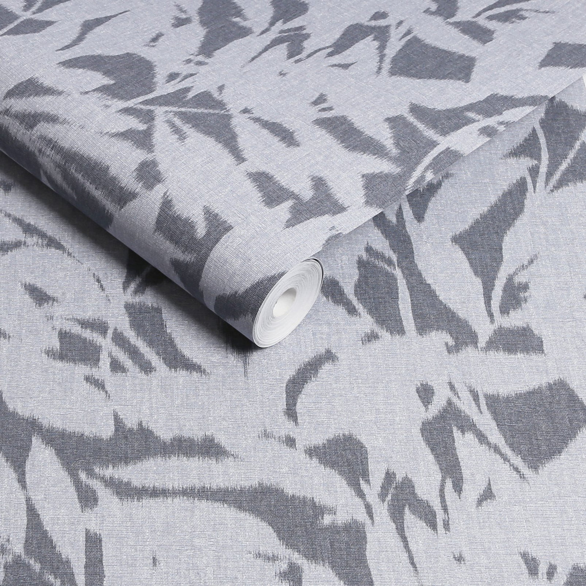 Shadow Play Denim Wallpaper - 124146_ROLLSHOT_01.jpg