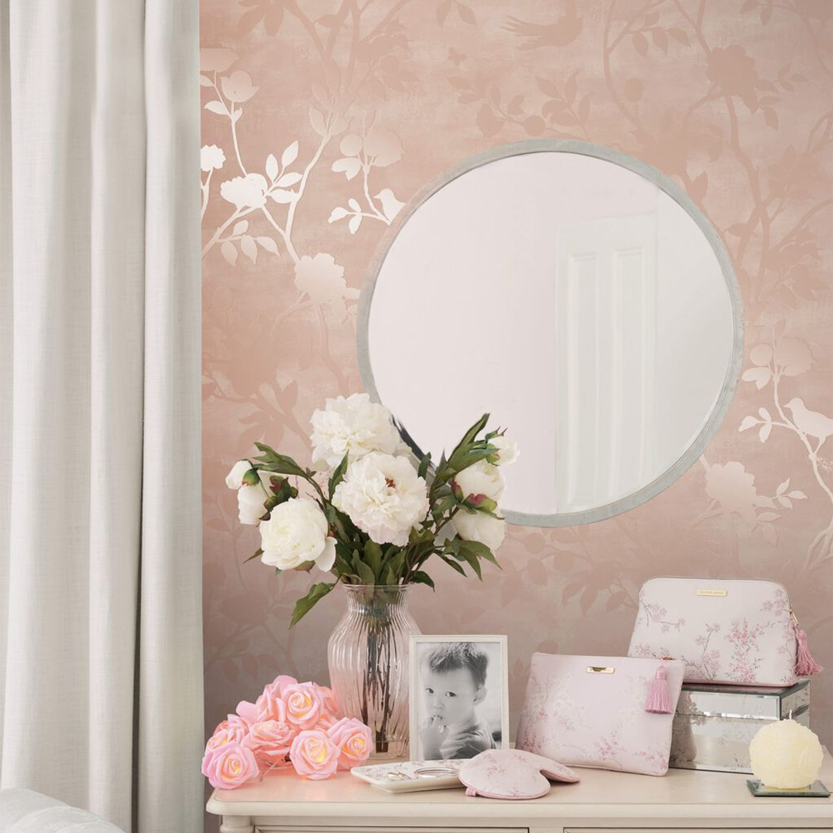 laura ashley eglantine silhouette blush wallpaper