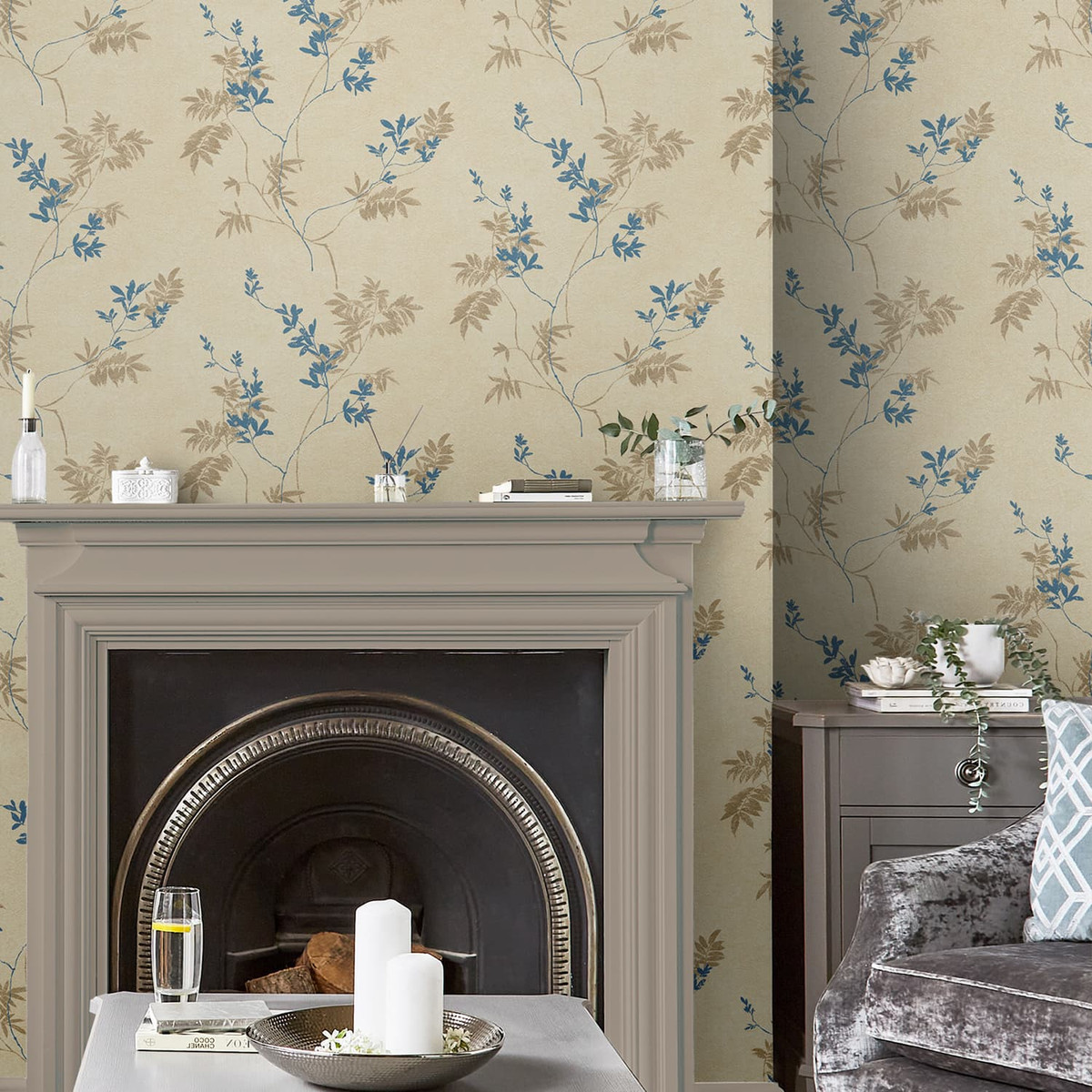 Laura Ashley Mari Gold Wallpaper