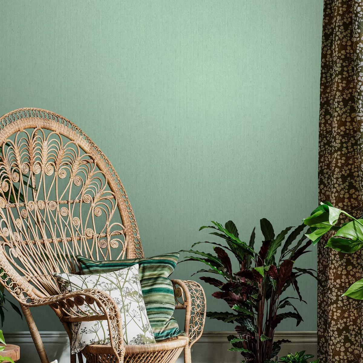 Tisbury Verdigris Wallpaper by Clarissa Hulse