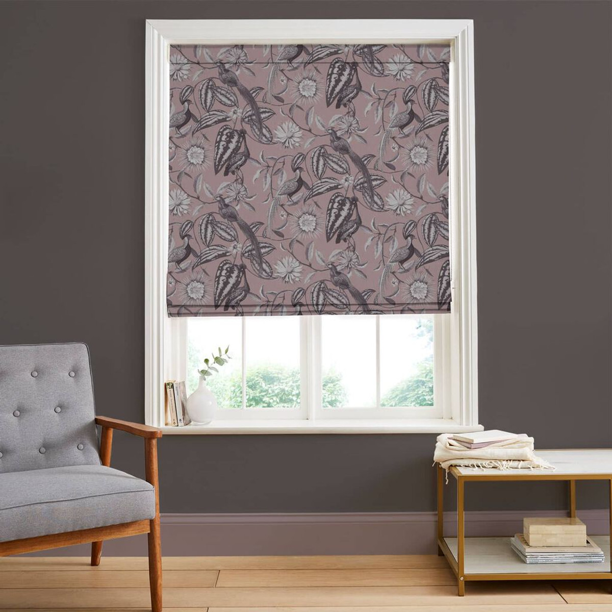 Amherst's Garden Mulberry Roman Blind